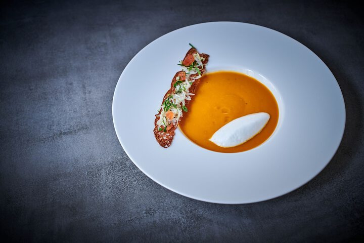 Dining 38 of 64