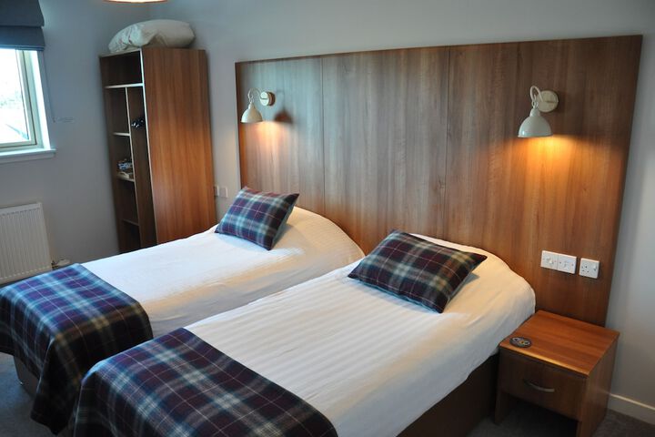 Room 8 of 36