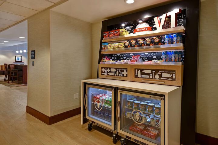 Snack bar