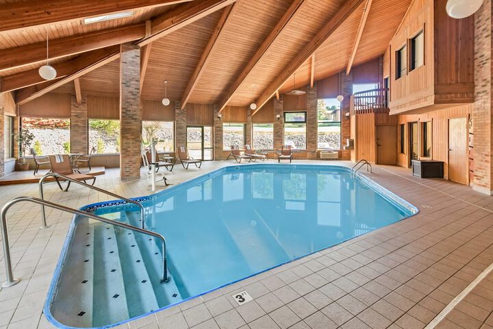 Pool 31 of 46