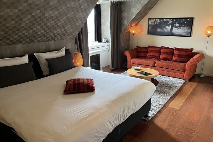 Room 15 of 54