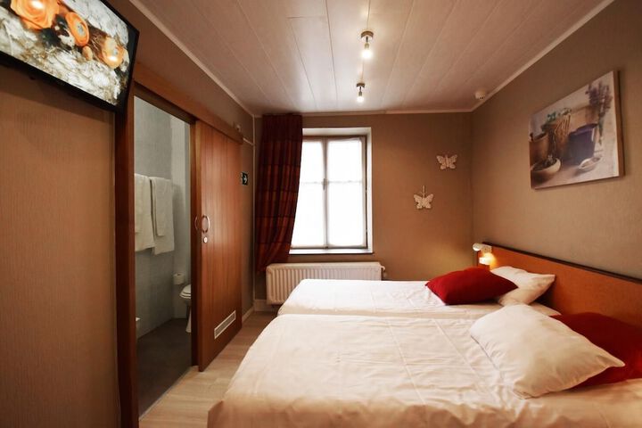Room 20 of 51