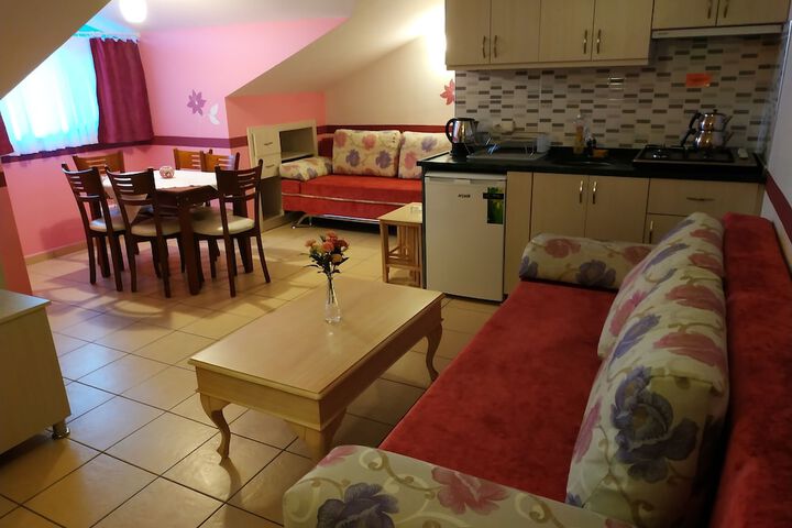 Room 37 of 74