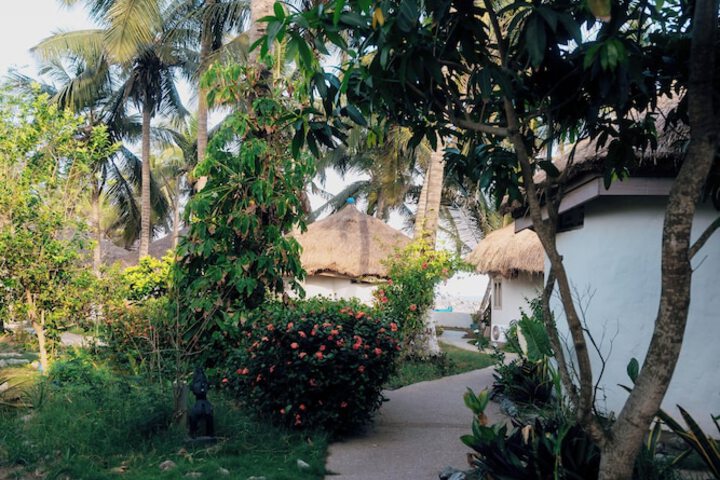 Hotel Exterior 108 of 151