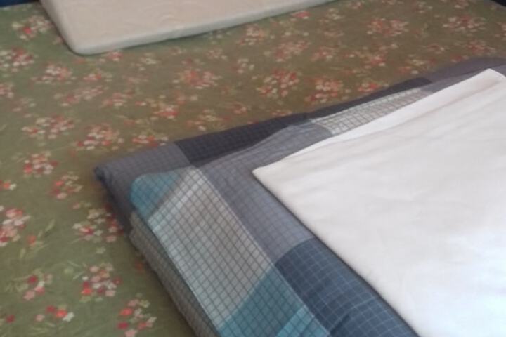 Room 7 of 25