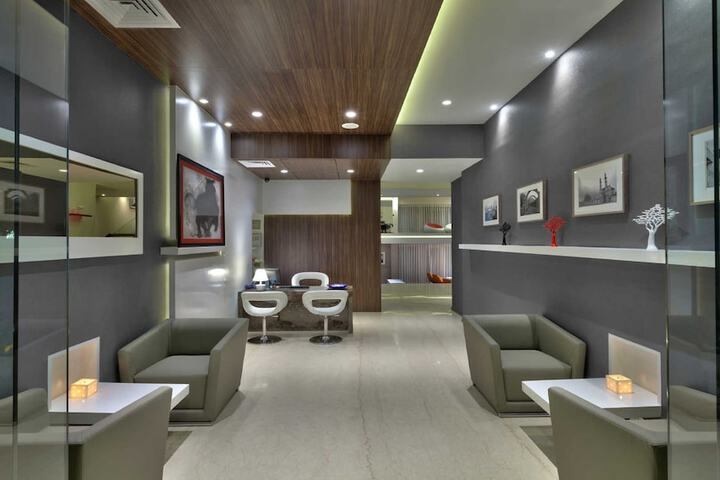 Guest Lobby