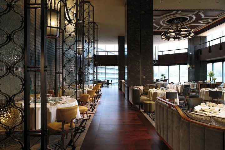 Dining 61 of 119