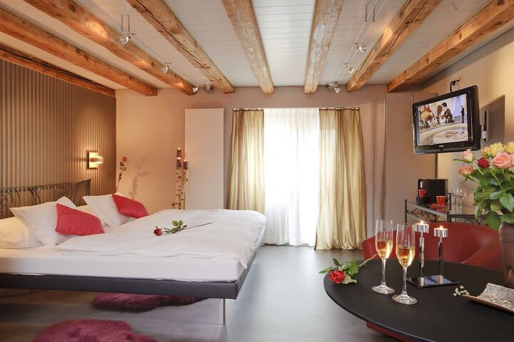 Room 18 of 57