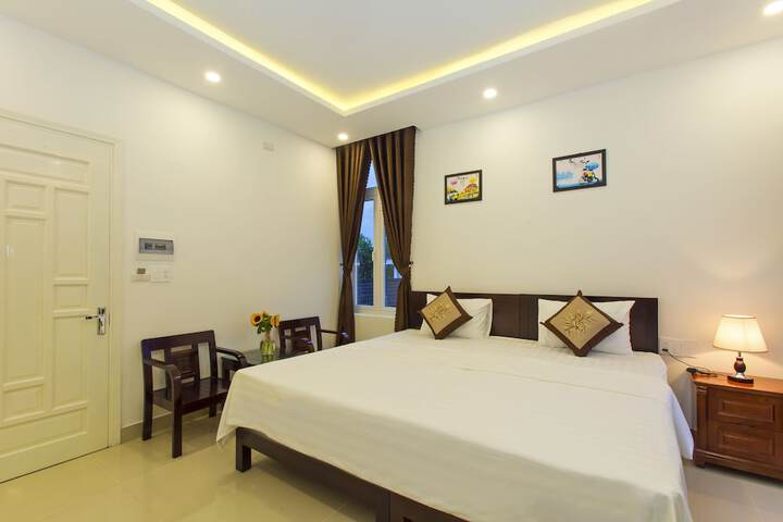Room 10 of 35
