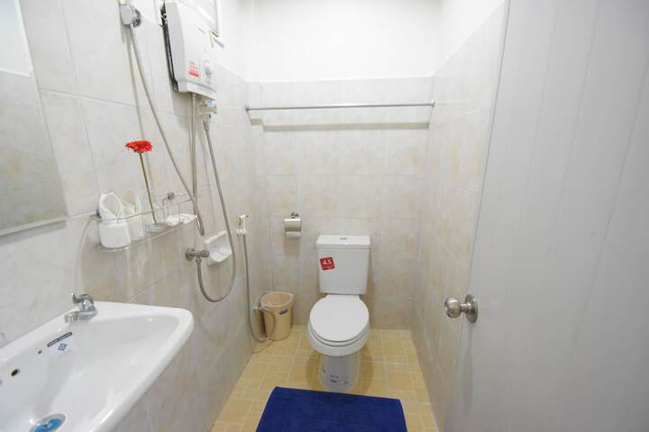 Room 72 of 127