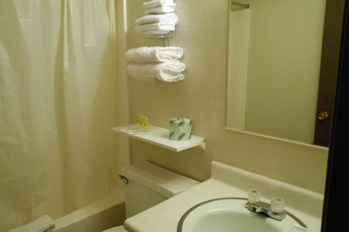 Room 117 of 141