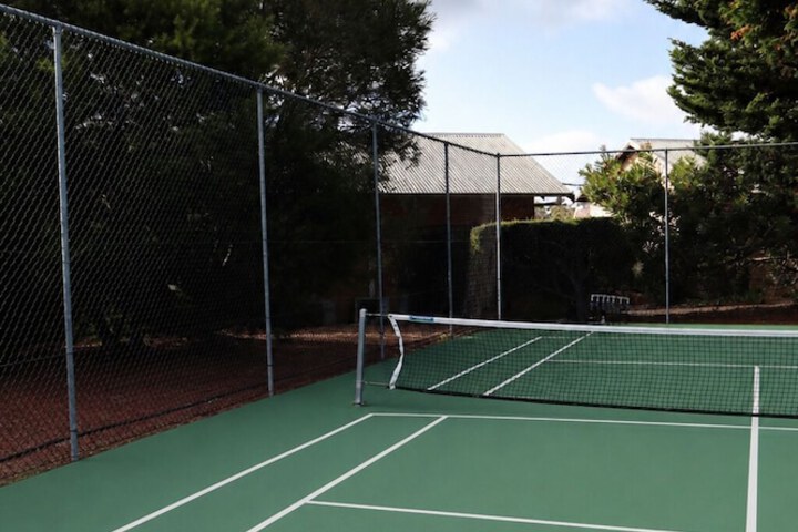 Tennis court