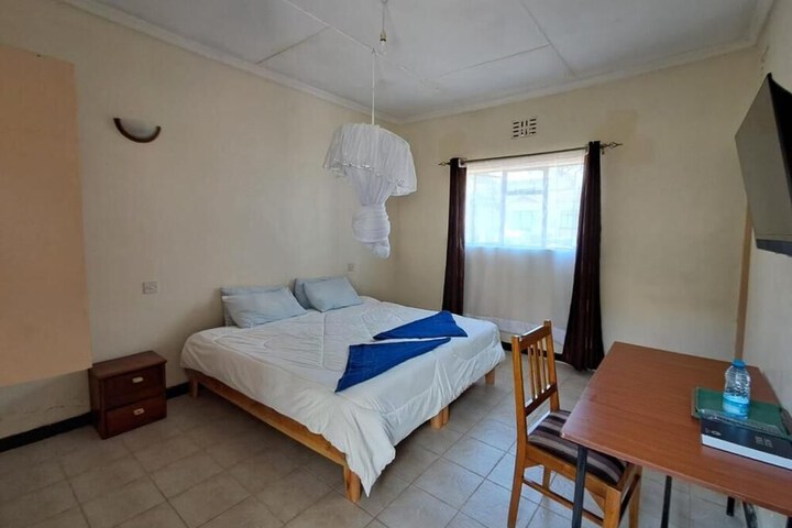 Room 10 of 58