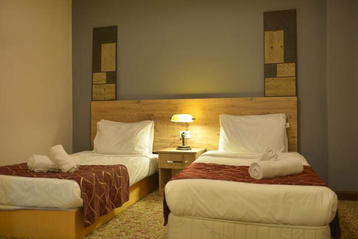 Room 7 of 46