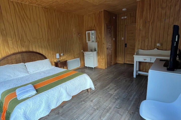 Room 25 of 62
