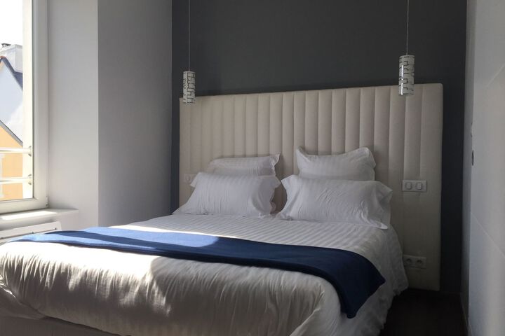 Room 26 of 61