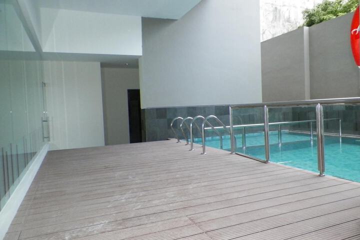 Pool Hotel