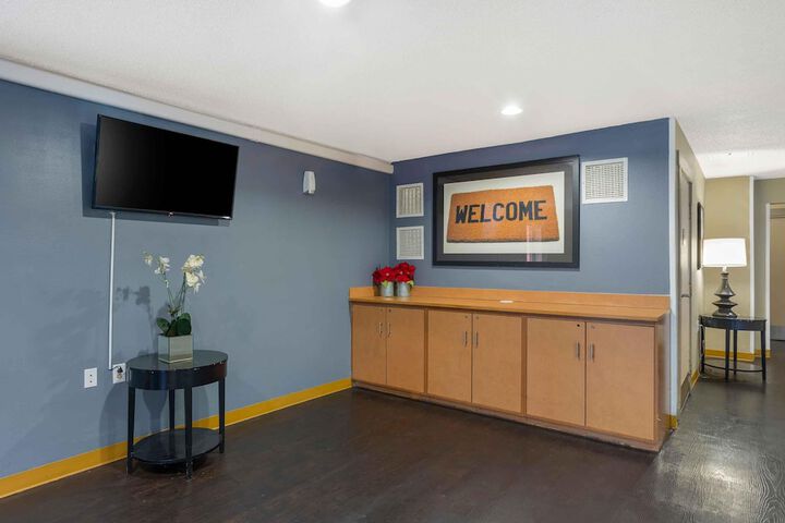 Hotel Interior 2 of 28