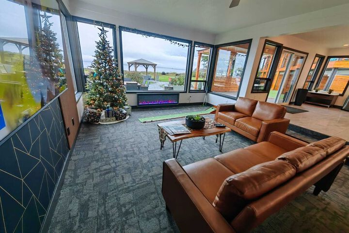 Lobby Entry