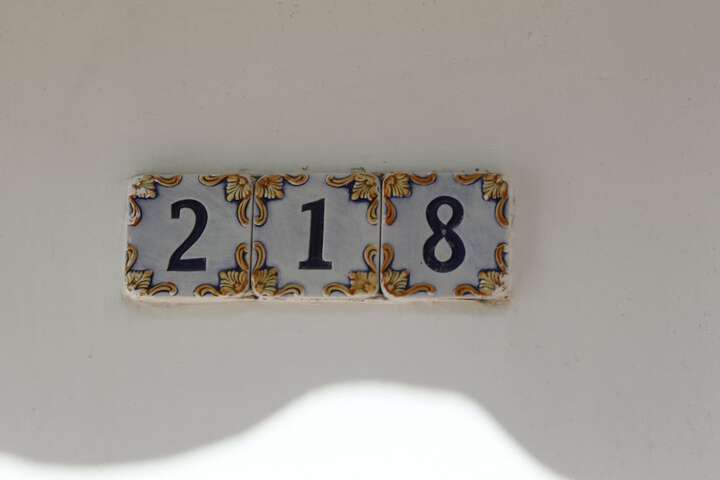 Room 53 of 88