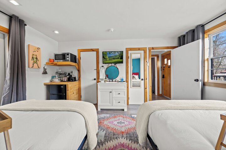Room 48 of 130