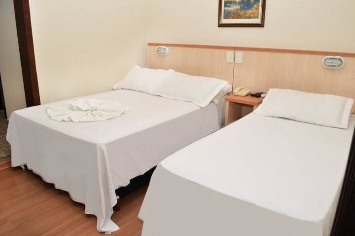 Room 10 of 19