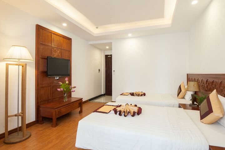 Room 15 of 51