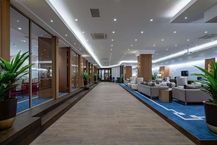 Hotel Lobby