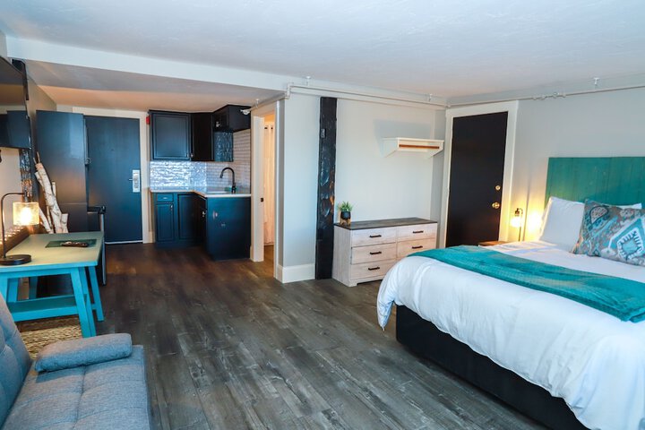 Room 29 of 140