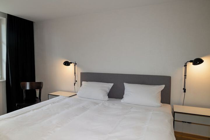 Room 118 of 395