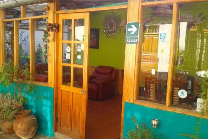 Hospedaje Familiar Sihuar
