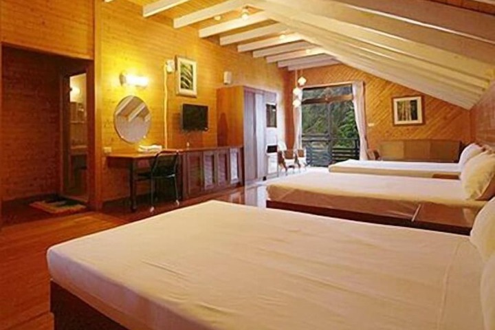 Room 20 of 42