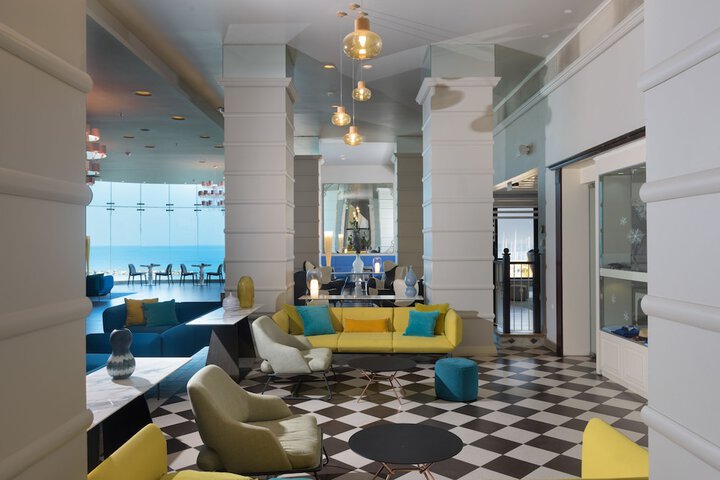 Lobby Photos