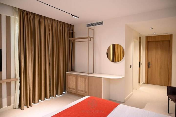 Room 15 of 41