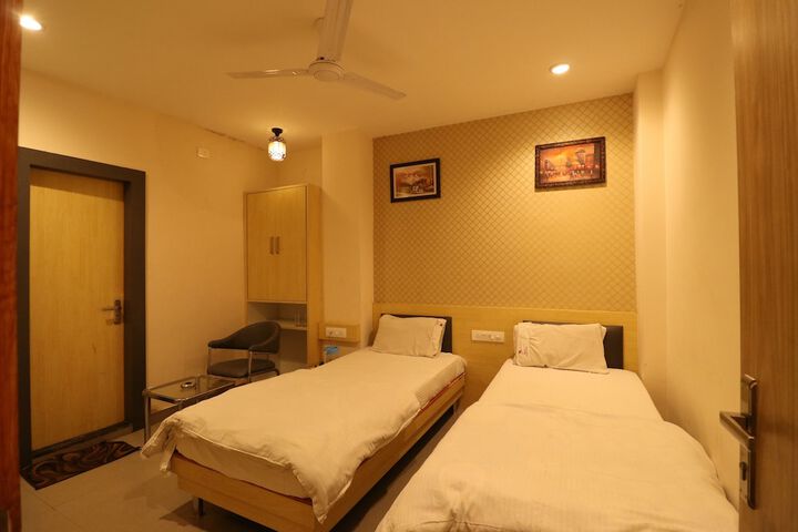 Room 20 of 60