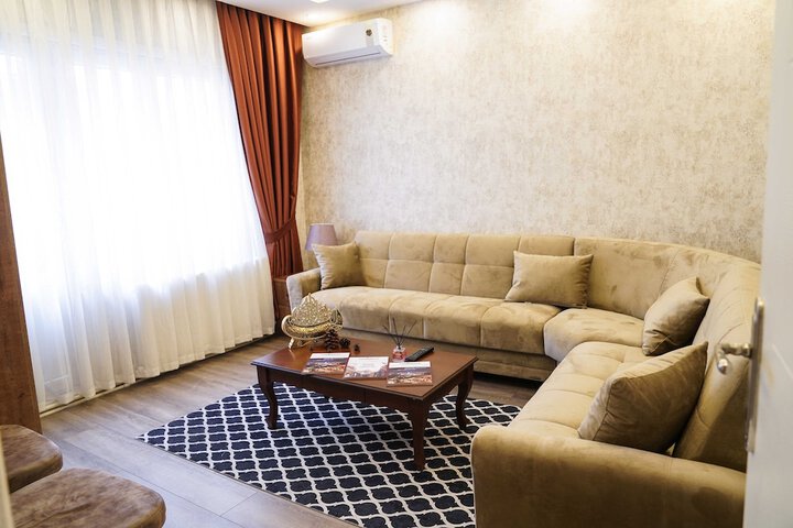 Room 70 of 117