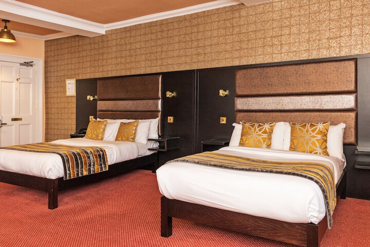 Room 10 of 54