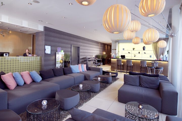 Hotel Lobby