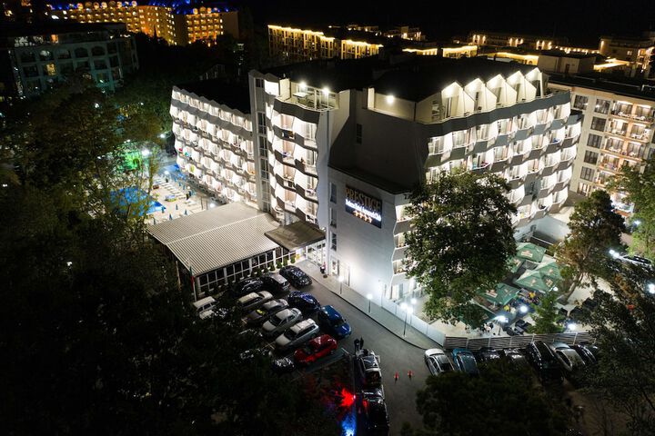 Hotel 317 of 318