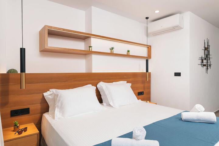 Room 15 of 72