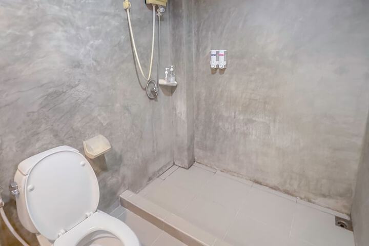 Room 40 of 74