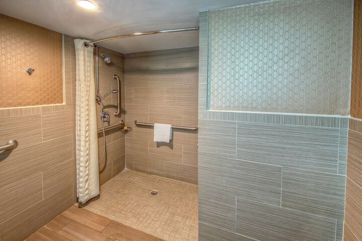 Bathroom shower