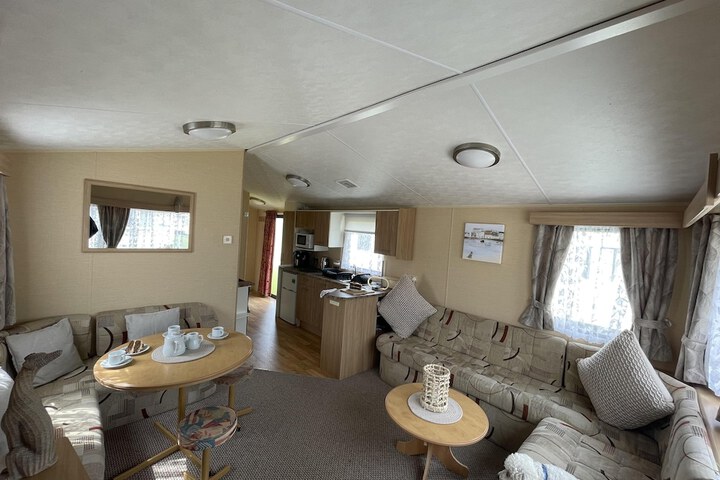 Lovely 2 Bed Chalet in Clacton-on-sea in Clacton-on-Sea