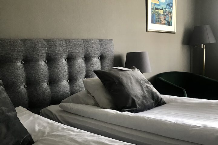 Room 16 of 113