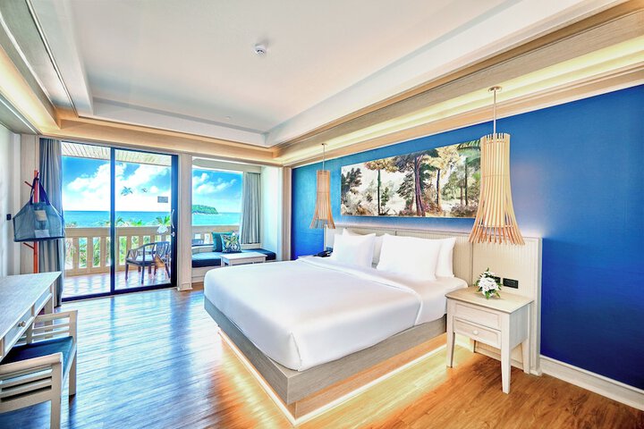 Room 25 of 128