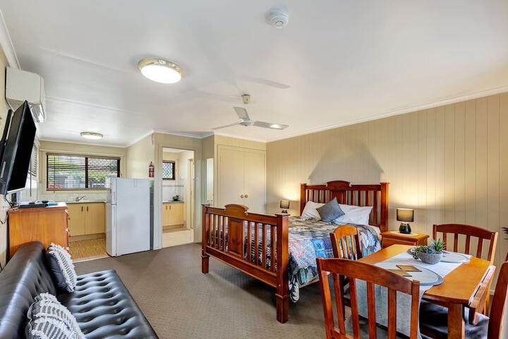 Room 9 of 65