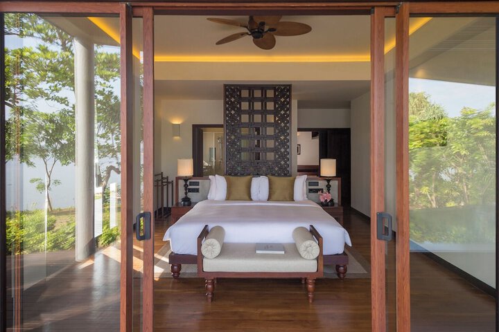 Room 15 of 80