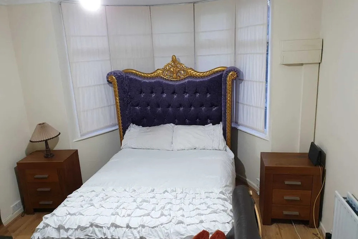 Room 3 of 23