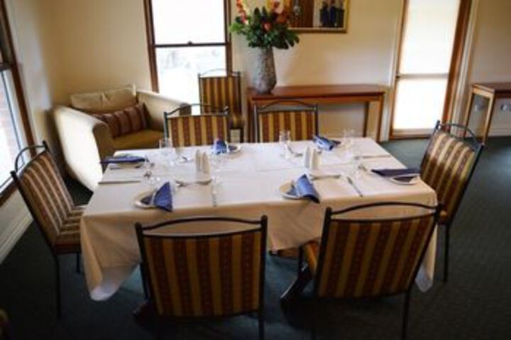 Dining 3 of 20
