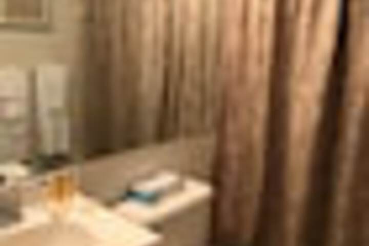 Room 158 of 237